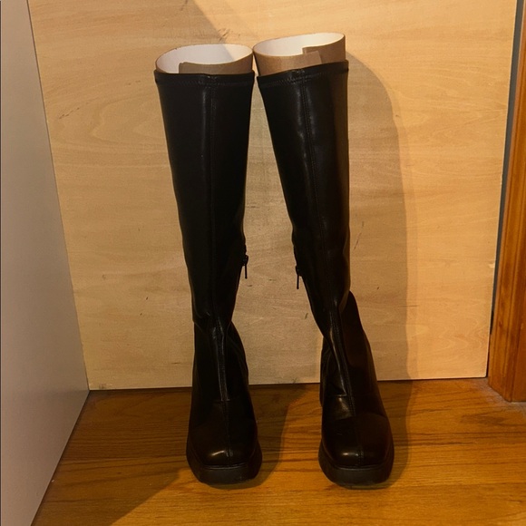 Azzahya Tall Stretch Boots with Memory Foam Insole - 6.5 - Picture 4 of 8